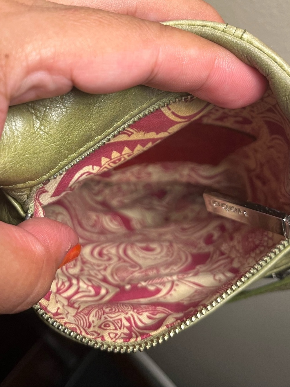 Hobo the Original Becka Crossbody Green Leaf Top Grain leather Pre loved . - Picture 5 of 13